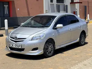 Toyota Belta 2009 Silver