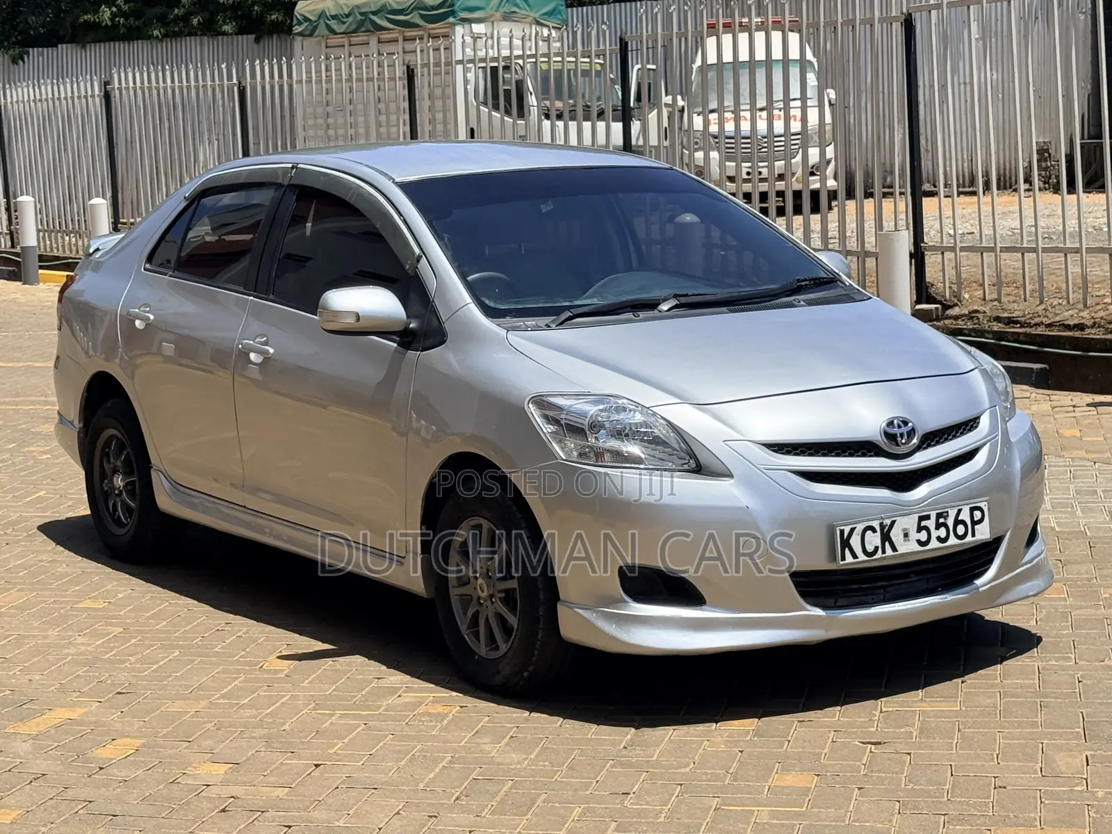 Toyota Belta 2009 Silver