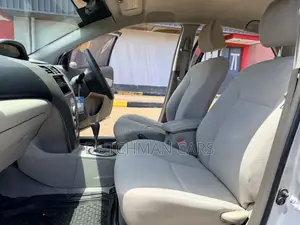 Toyota Belta 2009 Silver