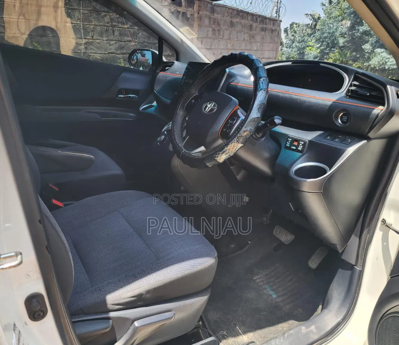 Toyota Sienta 2016 White