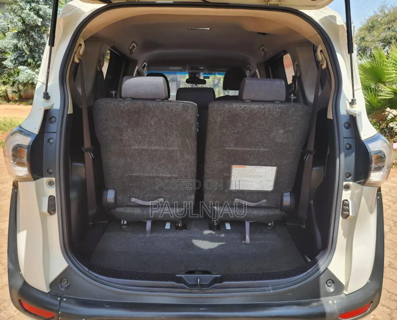 Toyota Sienta 2016 White