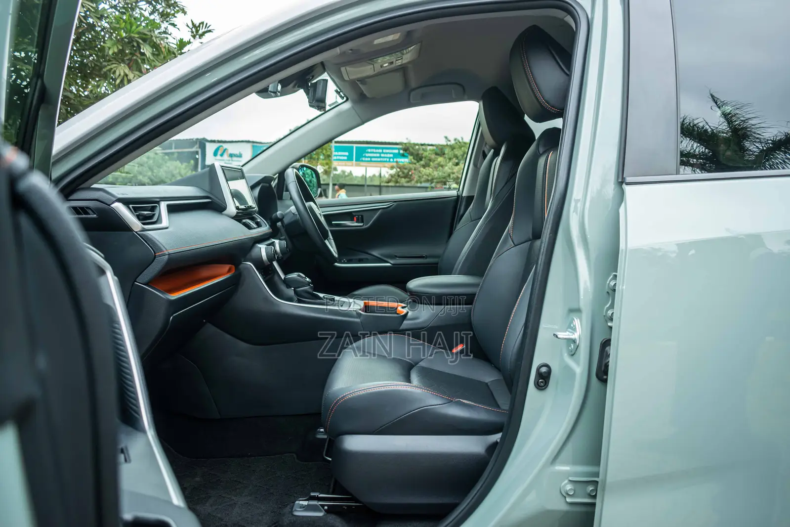 Toyota RAV4 2019 Green