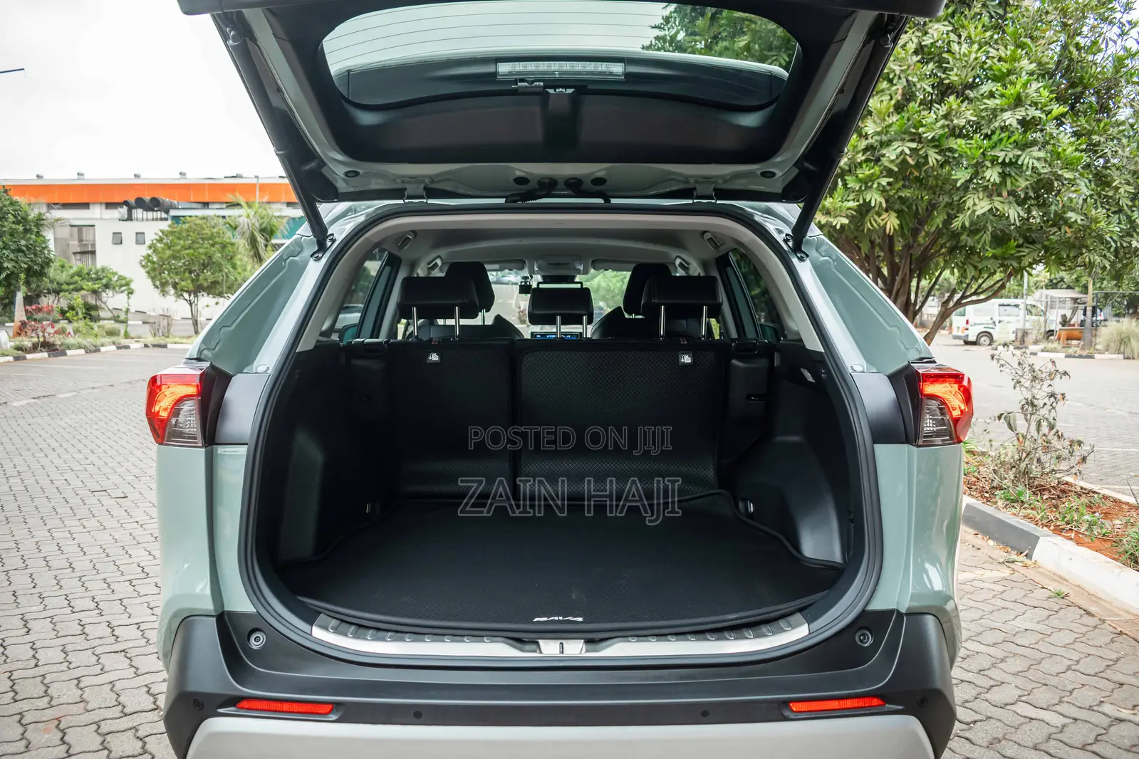 Toyota RAV4 2019 Green