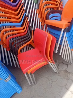 We34, Plastic Chairs, Chairs