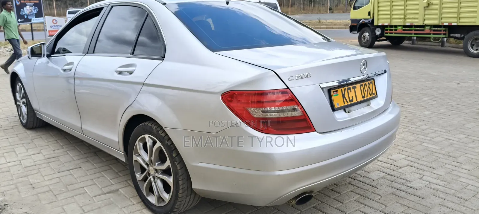 Mercedes-Benz C200 2012 Silver