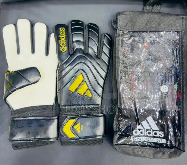 Adidas Best Quality Goalkeeper Gloves - main view