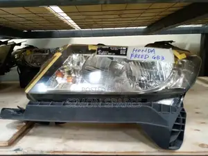 Headlight Assy Lh Honda Freed Gb3