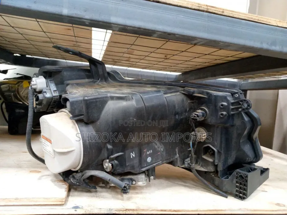Headlight Assy Lh Honda Freed Gb3