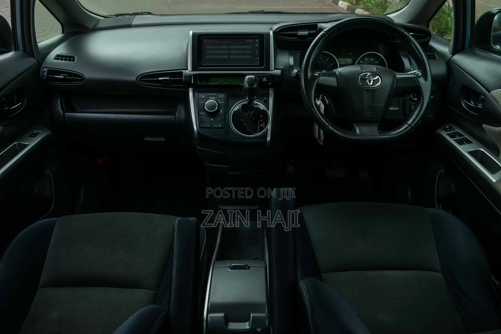 Toyota Wish 2011 Blue