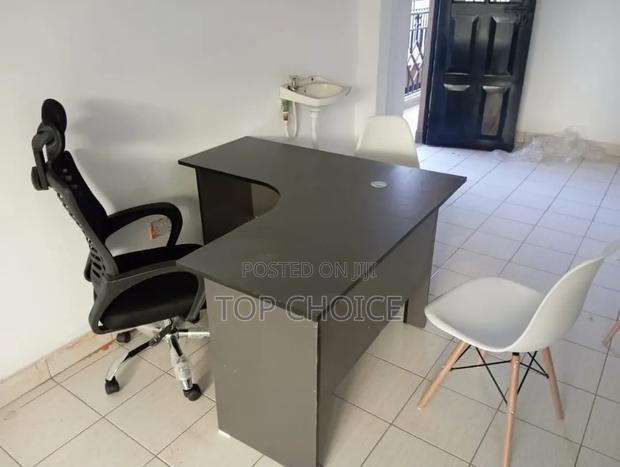 High-Tech L-Shaped Office Desk - thumbnail 2