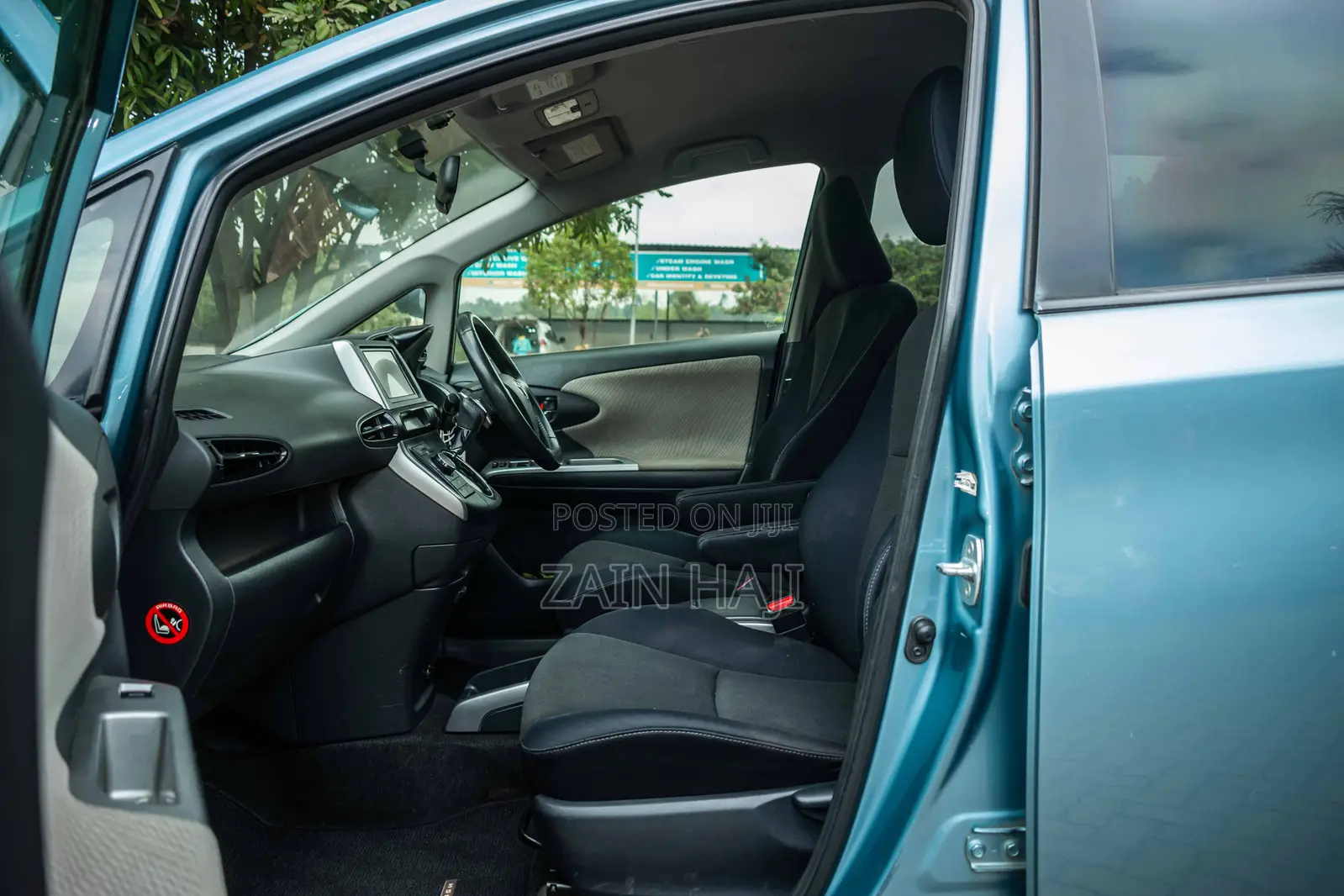 Toyota Wish 2011 Blue