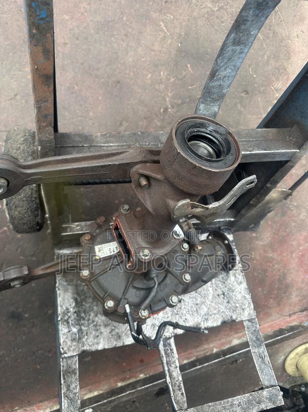 Front Diff Hilux Vigo - thumbnail 2