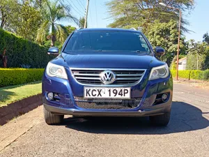 Volkswagen Tiguan 2012 Blue