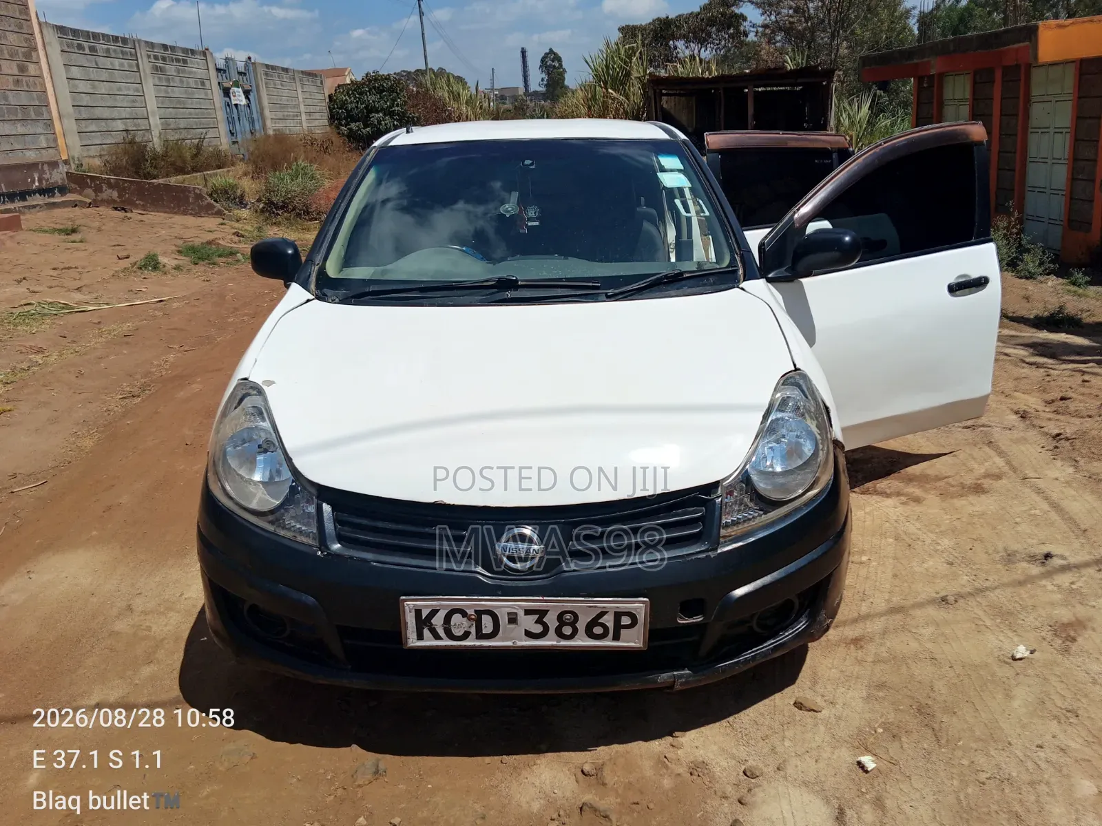 Nissan Advan 2010 White