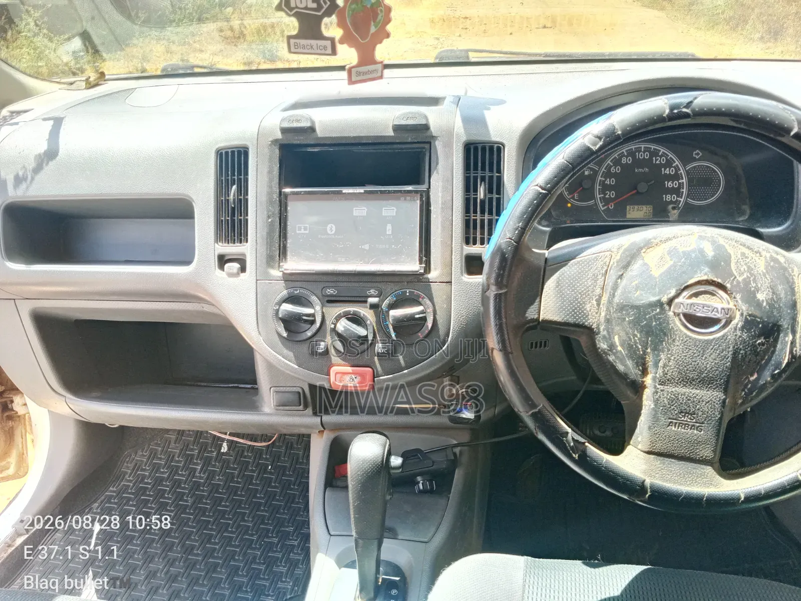 Nissan Advan 2010 White