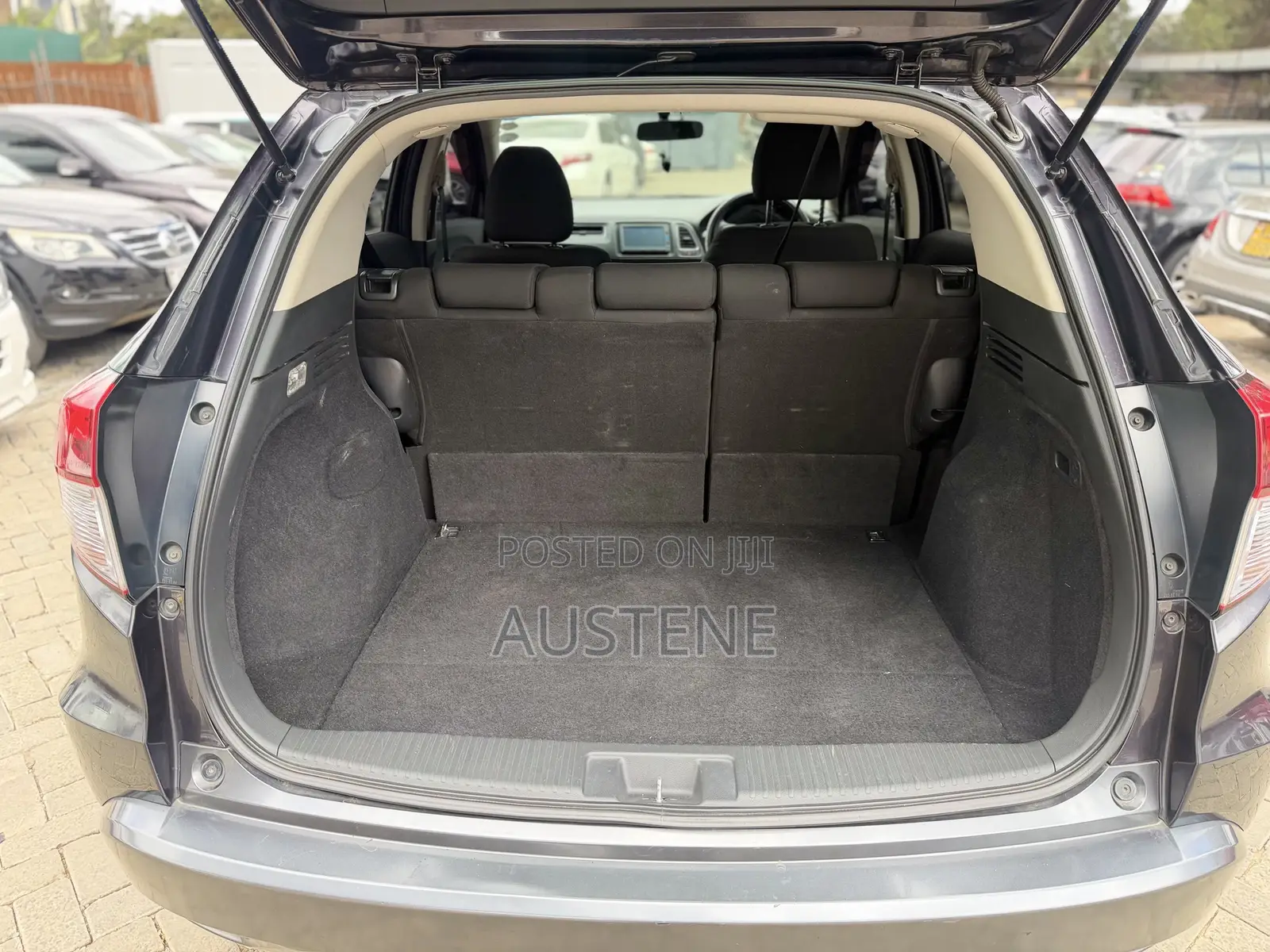 Honda Vezel 1.5 Hybrid 2WD 2018 Gray