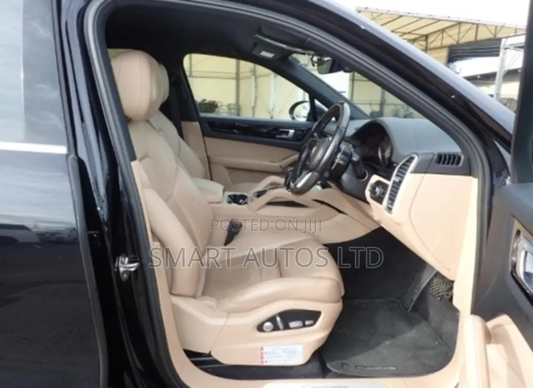 Porsche Cayenne 2019 Black