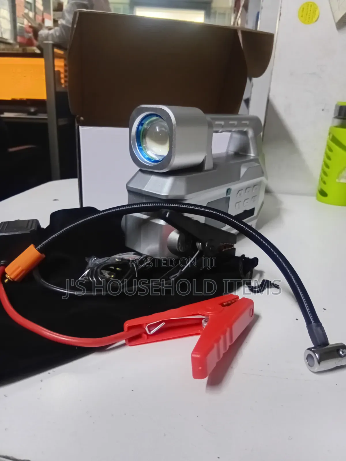Multifunctional Car Jump Starter