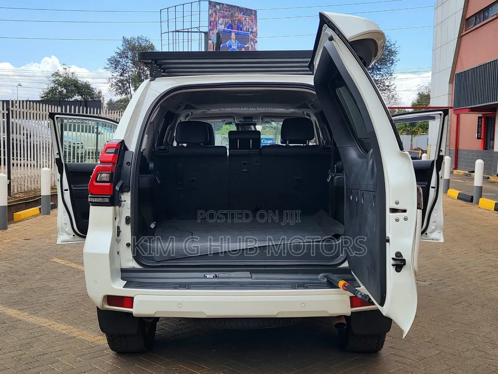 Toyota Land Cruiser Prado 2.8 2021 Black