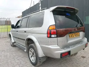 Mitsubishi Shogun 2008 White