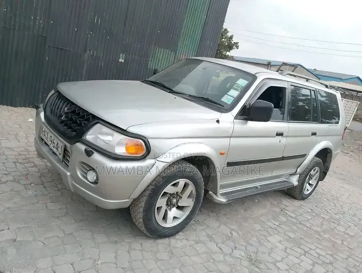 Mitsubishi Shogun 2008 White