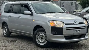 Toyota Succeed 2019 Silver