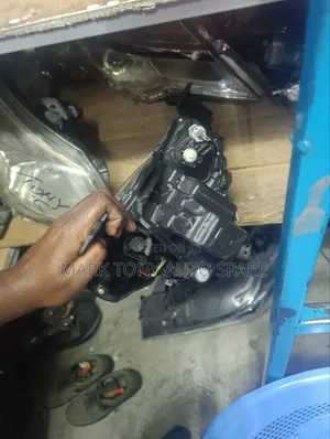 Demio 2015 Headlight DA