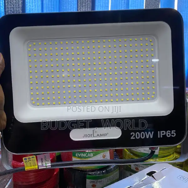 Weather-Resistant Design Long-Lasting JSOT 200W Solar LED Floodlight