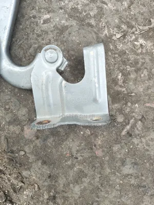 Toyota Wish Zge20 Bonnet Hinges