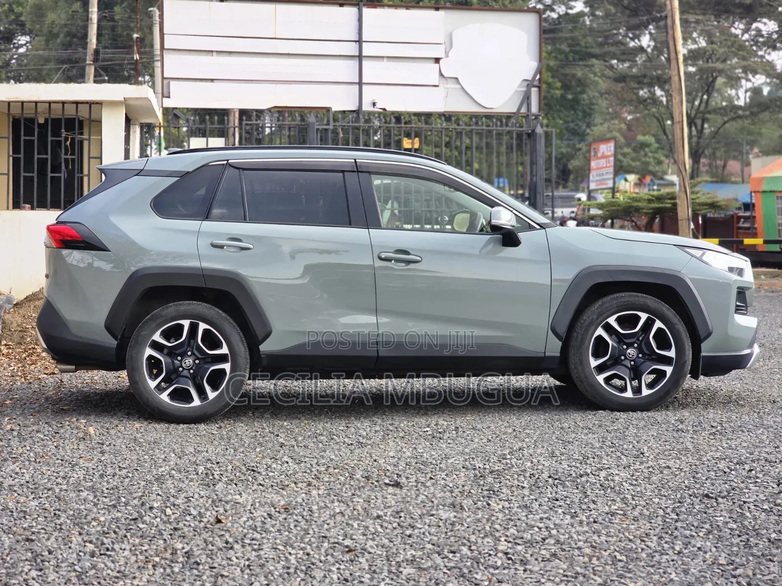 Toyota RAV4 Adventure 2019 Green