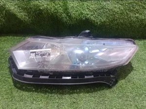 Headlight Assy Lh Honda Insight 2010