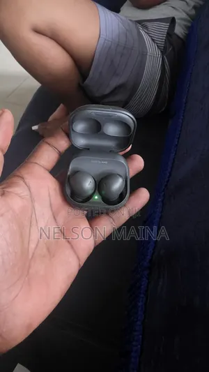 Samsung Buds