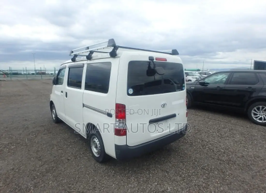 Toyota TownAce 2019 White