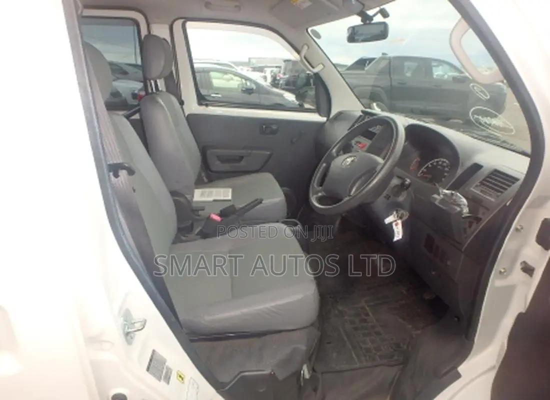 Toyota TownAce 2019 White