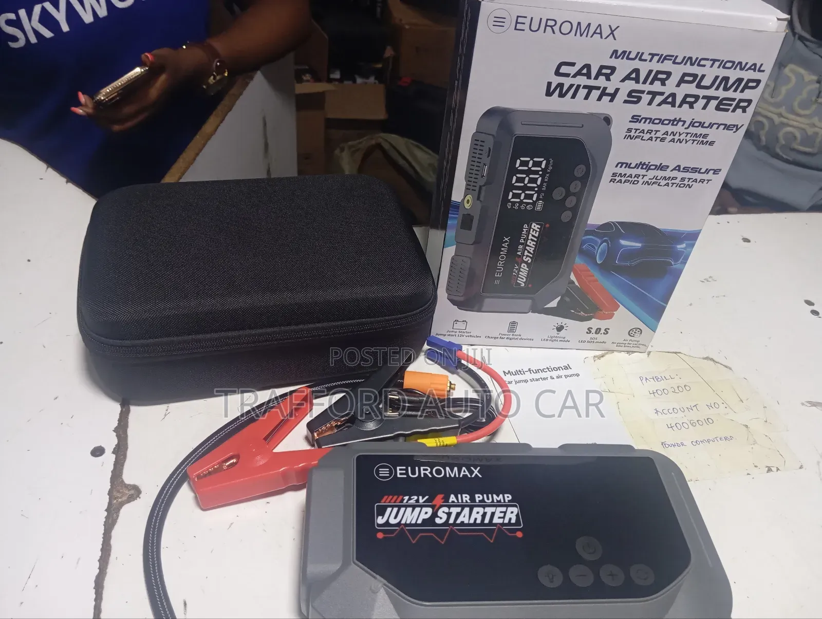 Digital Tire Inflator/Air Compressor and Jam Starter