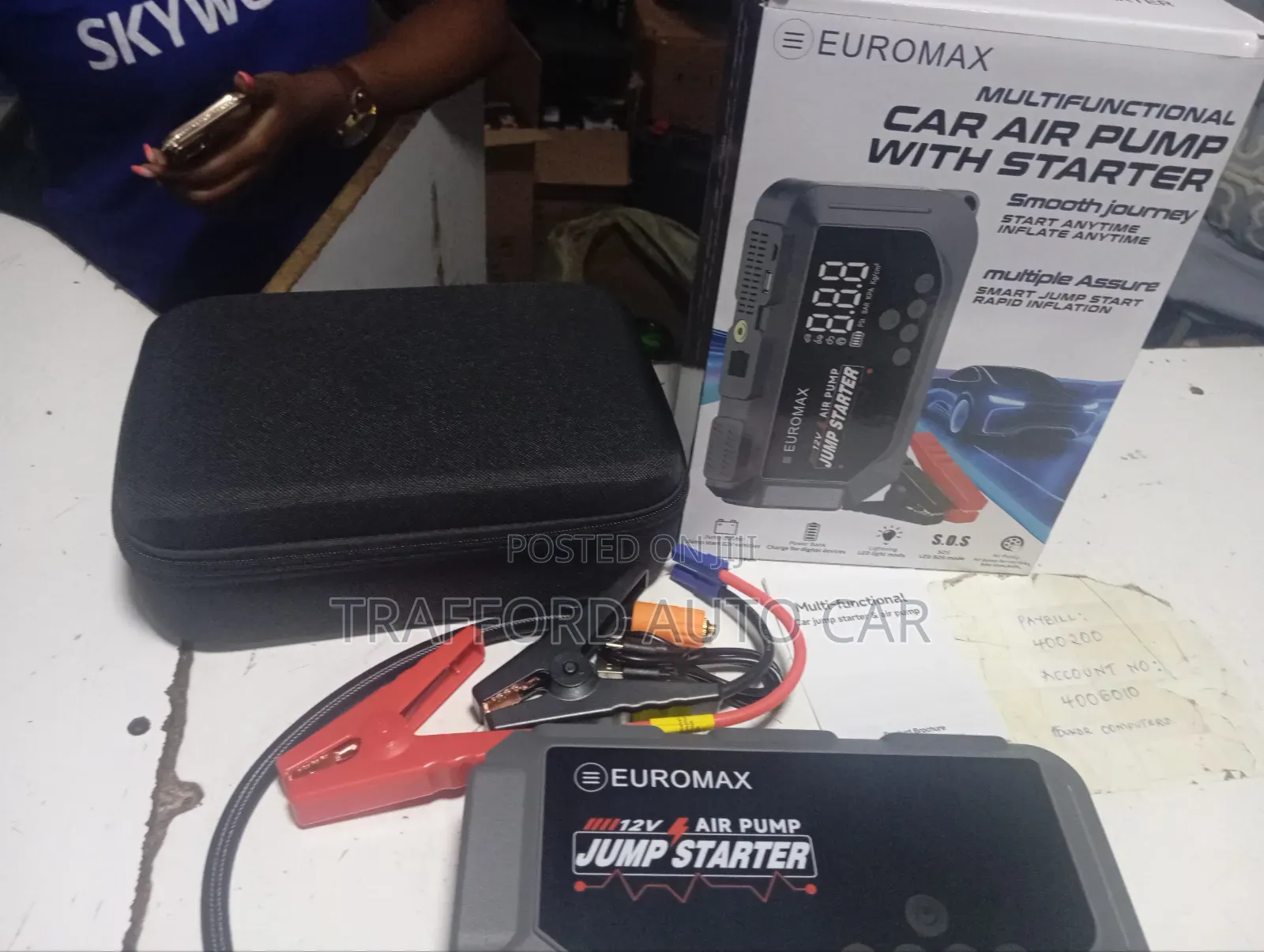Digital Tire Inflator/Air Compressor and Jam Starter
