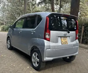 Daihatsu Move 2017 Silver