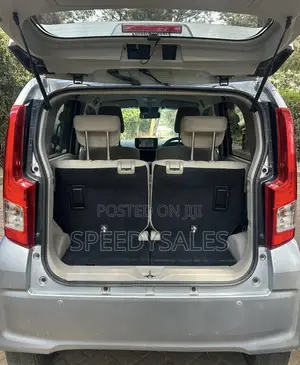 Daihatsu Move 2017 Silver