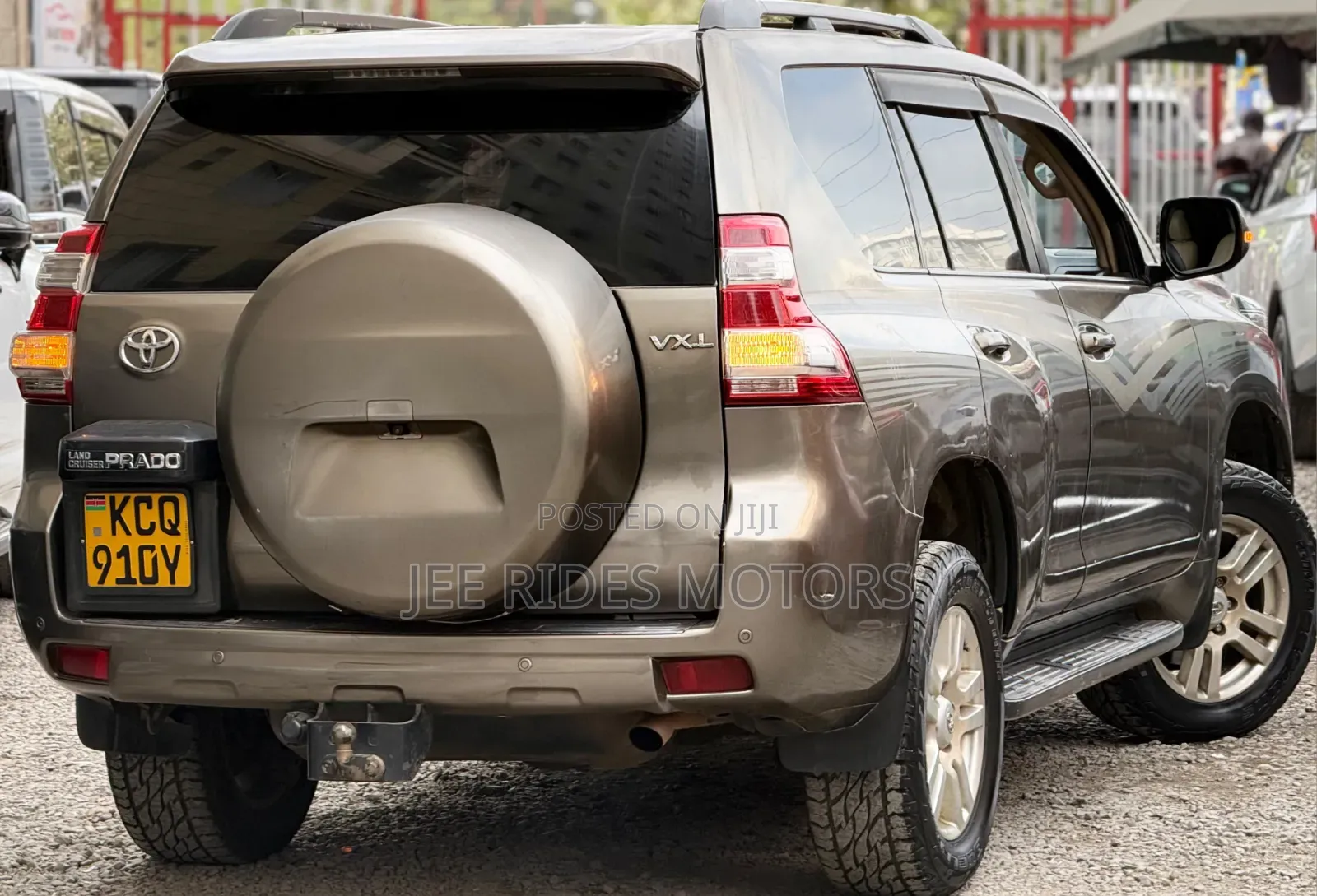 Toyota Land Cruiser Prado 2012 Gray