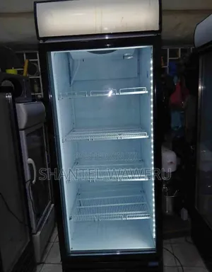 A 600litres Commercial Display Fridge 58,000