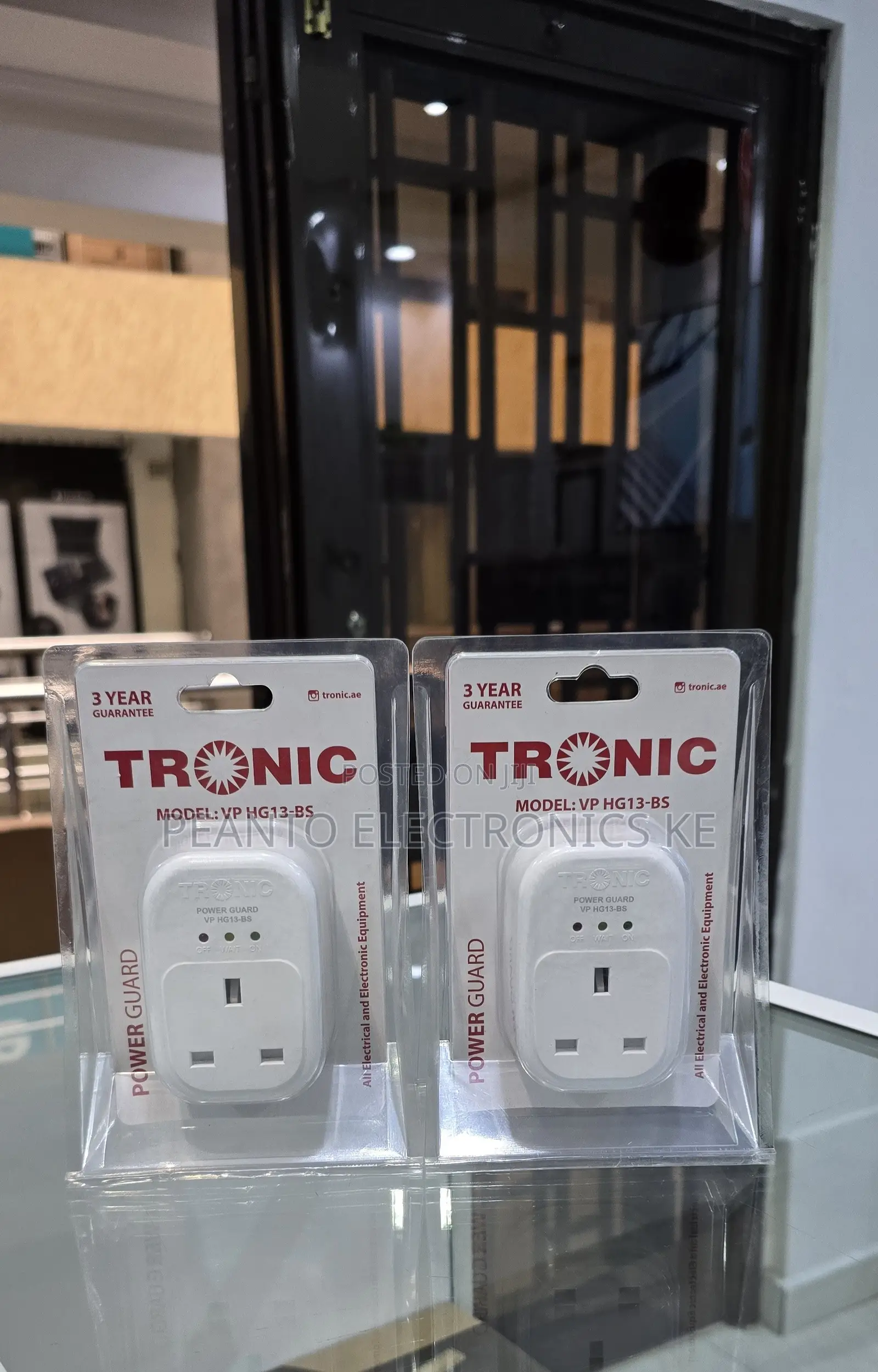 Tronic Power Guard Voltage Protector 13A White