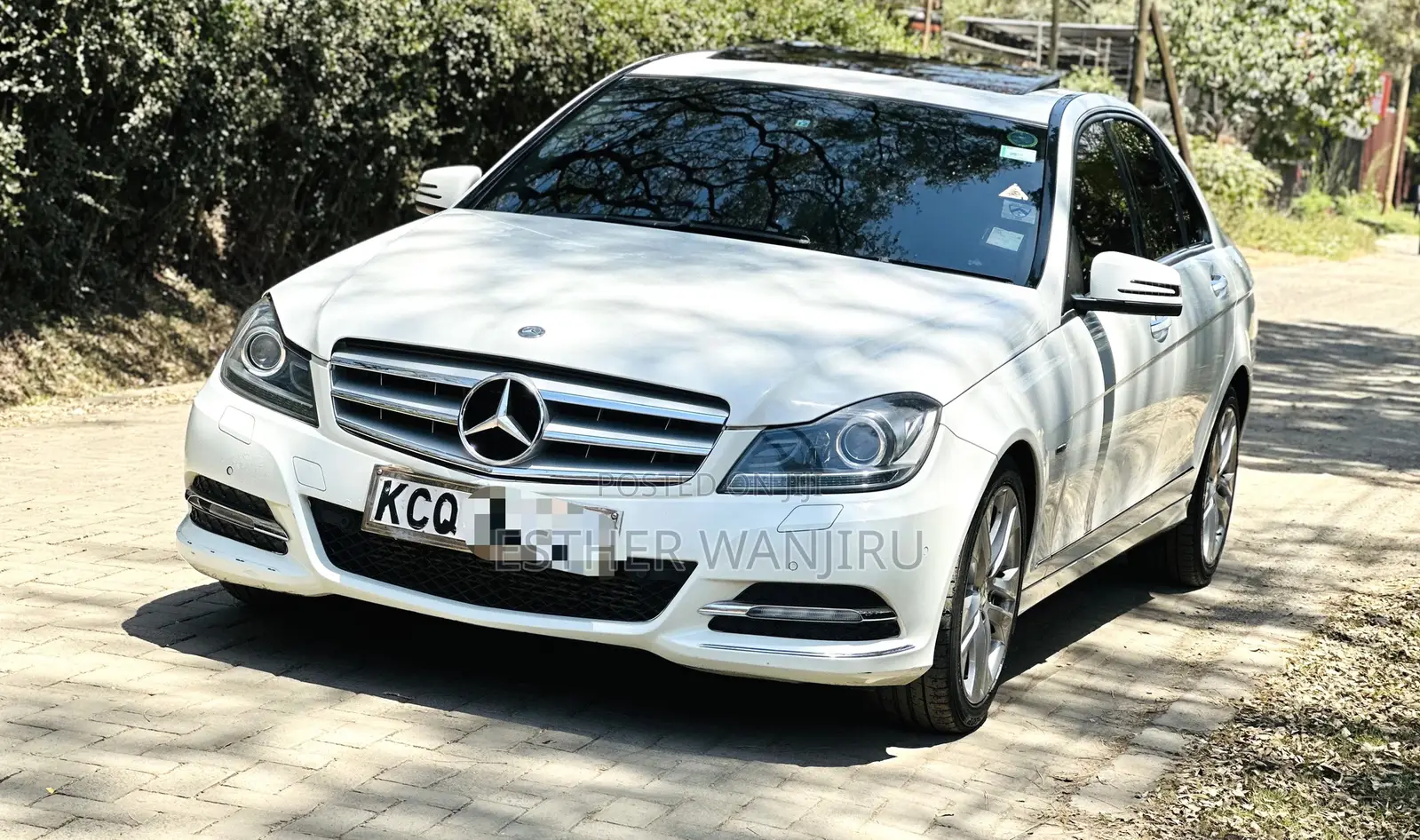 Mercedes-Benz C200 2011 White