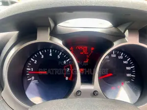 Nissan Juke 2012 Red