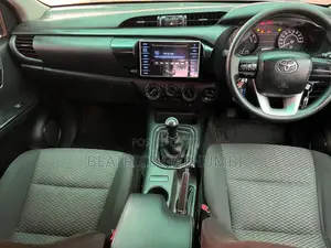 Toyota Hilux Revo Double Cab Deisel 2.4 AWD 2016 Gray