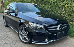 Mercedes-Benz C200 2017 Black