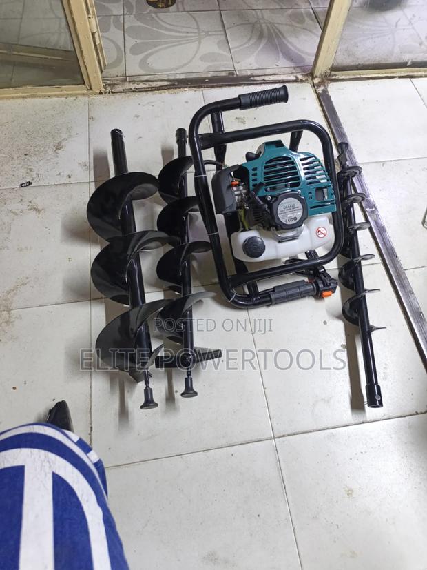 52cc Petrol Earth Auger / Post Hole Digger With 3 Drill Bits - thumbnail 3