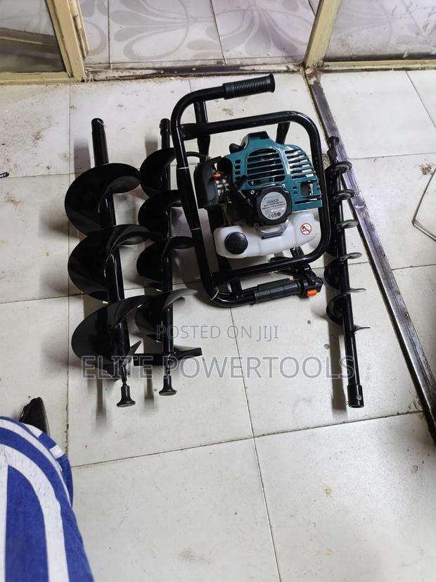 52cc Petrol Earth Auger / Post Hole Digger With 3 Drill Bits - thumbnail 4