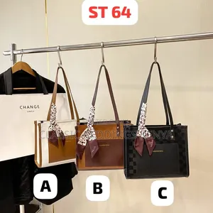 St 64 Handbag