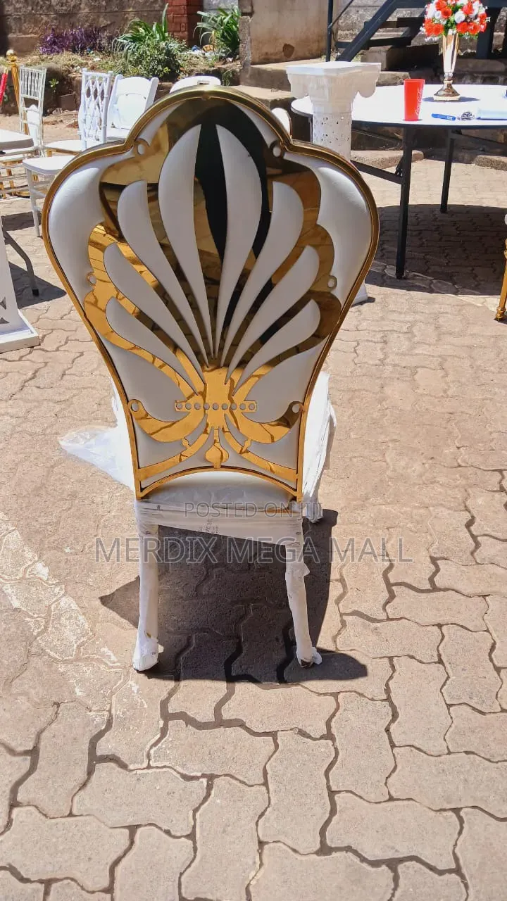 Zxc4,Flowered Bridal Seat