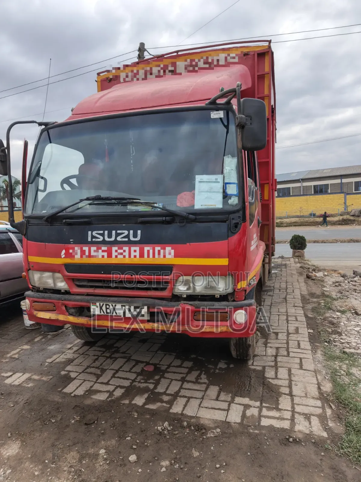 Isuzu FRR Truck 2015 Red